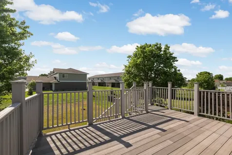 936 S Cedar Street Belle Plaine MN 56011