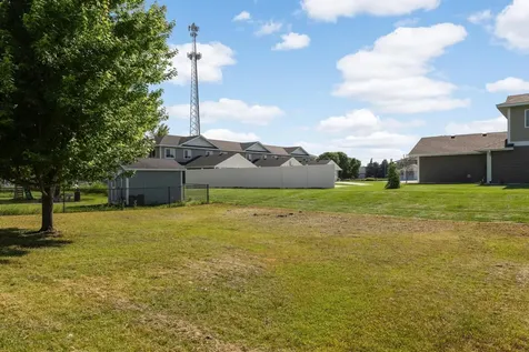 936 S Cedar Street Belle Plaine MN 56011