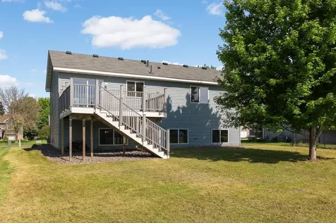 936 S Cedar Street Belle Plaine MN 56011