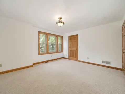 19407 Yukon Street NW Cedar MN 55011
