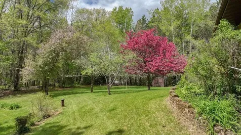 1119 E Chippewa Avenue Bruce WI 54819