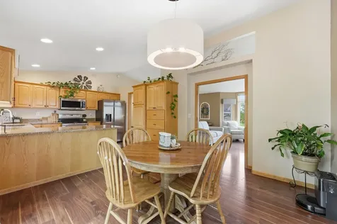 3327 46 Avenue S Fargo ND 58104