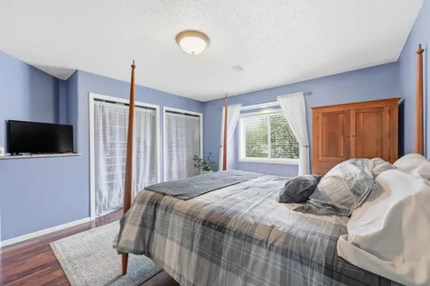 3327 46 Avenue S Fargo ND 58104