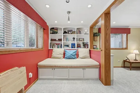 3327 46 Avenue S Fargo ND 58104