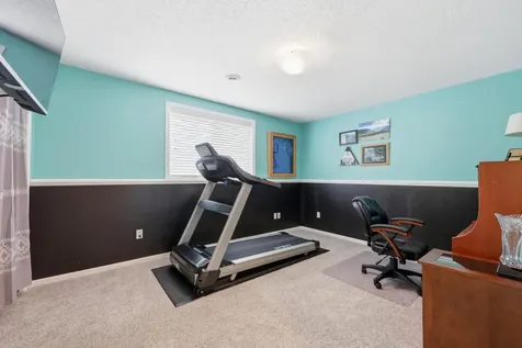 3327 46 Avenue S Fargo ND 58104