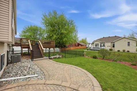 3327 46 Avenue S Fargo ND 58104