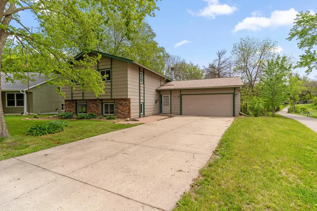1000 Summerfield Drive Northfield MN 55057