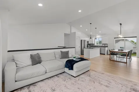 14872 Quintana Circle NW Anoka MN 55303