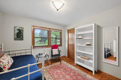 1842 Beecher Drive Eagan MN 55122