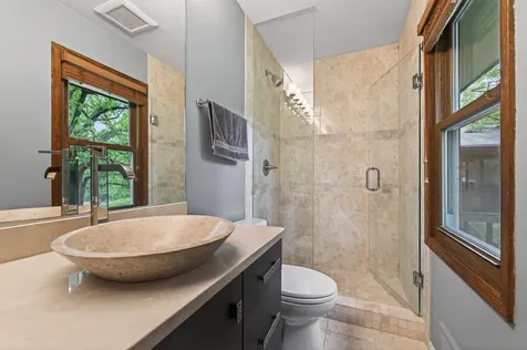 1842 Beecher Drive Eagan MN 55122
