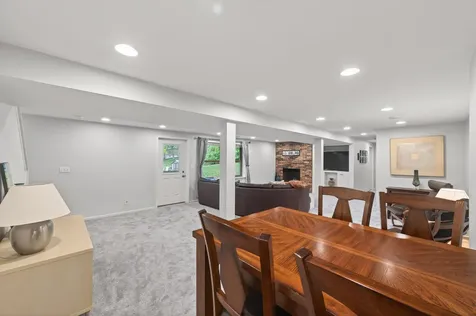 1842 Beecher Drive Eagan MN 55122