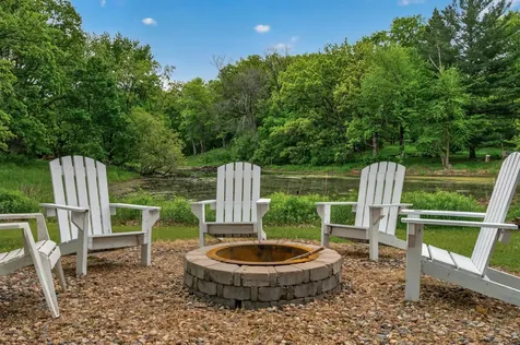 1842 Beecher Drive Eagan MN 55122