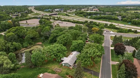 1842 Beecher Drive Eagan MN 55122