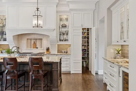 405 Carpenters Point Wayzata MN 55391