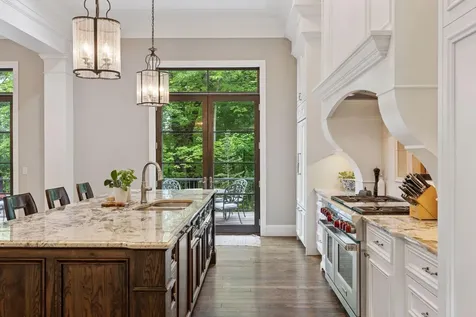 405 Carpenters Point Wayzata MN 55391