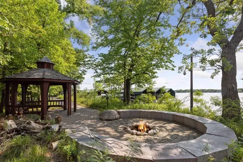 405 Carpenters Point Wayzata MN 55391