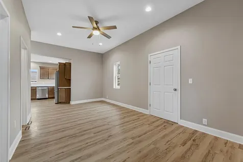 515 Benzel Avenue SW Madelia MN 56062