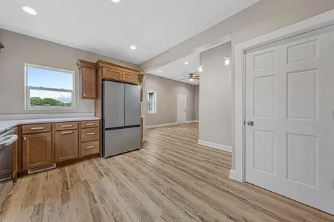 515 Benzel Avenue SW Madelia MN 56062