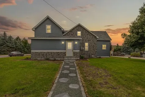 515 Benzel Avenue SW Madelia MN 56062