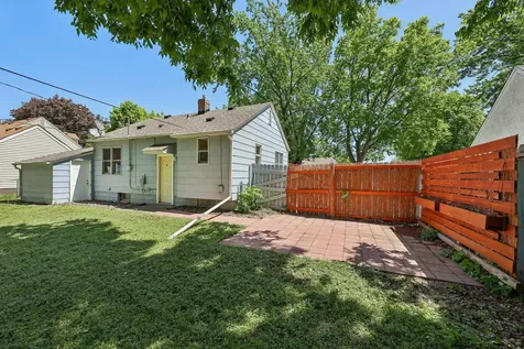 5327 Colfax Avenue N Brooklyn Center MN 55430