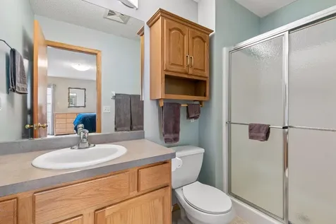 909 Basenji Curve Shakopee MN 55379