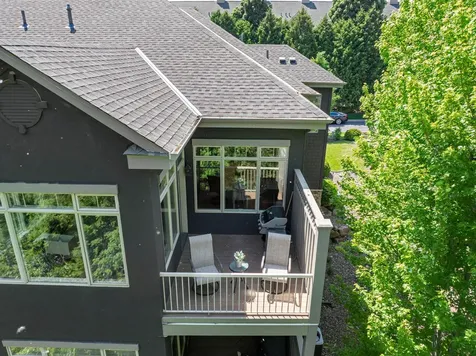 671 Willoughby Way E Minnetonka MN 55305