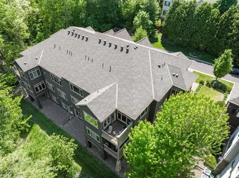 671 Willoughby Way E Minnetonka MN 55305