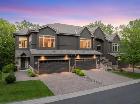 671 Willoughby Way E Minnetonka MN 55305