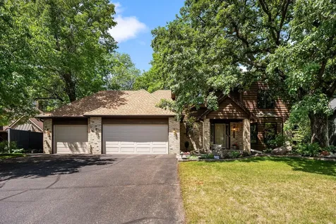 4769 White Oak Court Eagan MN 55122