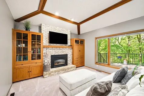 4769 White Oak Court Eagan MN 55122