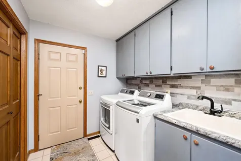 4769 White Oak Court Eagan MN 55122