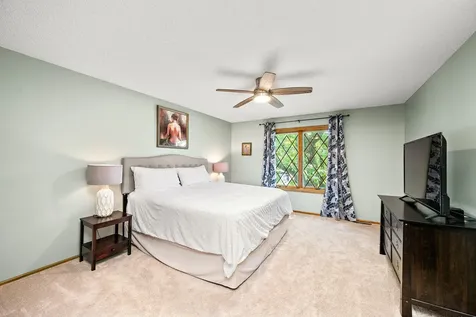 4769 White Oak Court Eagan MN 55122