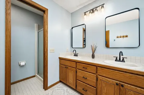 4769 White Oak Court Eagan MN 55122