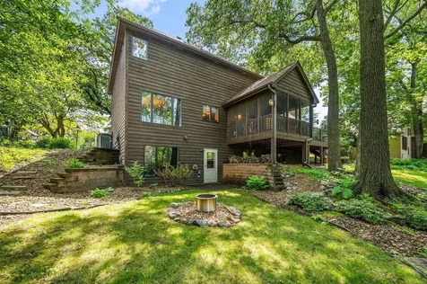 4769 White Oak Court Eagan MN 55122