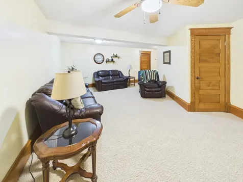 413 1st Avenue N Freeport MN 56331