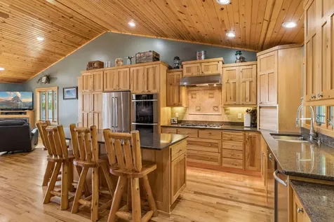 32940 Nueman Trail Lindstrom MN 55045