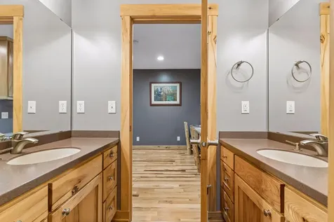 32940 Nueman Trail Lindstrom MN 55045