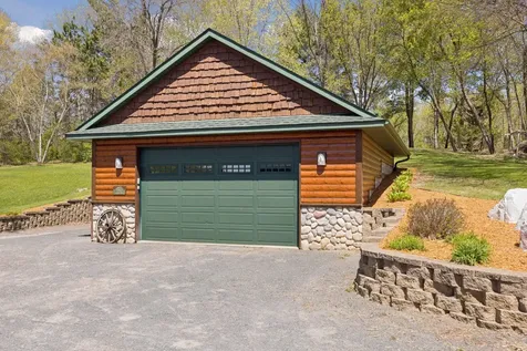 32940 Nueman Trail Lindstrom MN 55045