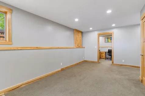 32940 Nueman Trail Lindstrom MN 55045