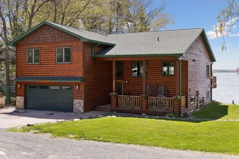 32940 Nueman Trail Lindstrom MN 55045