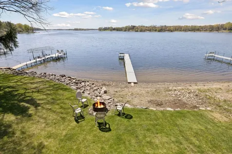 32940 Nueman Trail Lindstrom MN 55045
