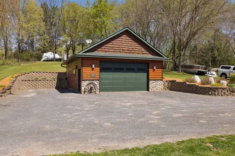 32940 Nueman Trail Lindstrom MN 55045