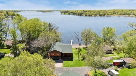 32940 Nueman Trail Lindstrom MN 55045