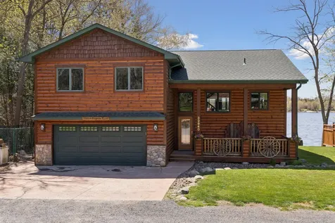 32940 Nueman Trail Lindstrom MN 55045