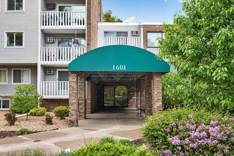 1601 N Innsbruck Drive Fridley MN 55432
