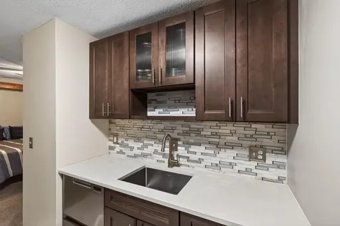 1601 N Innsbruck Drive Fridley MN 55432