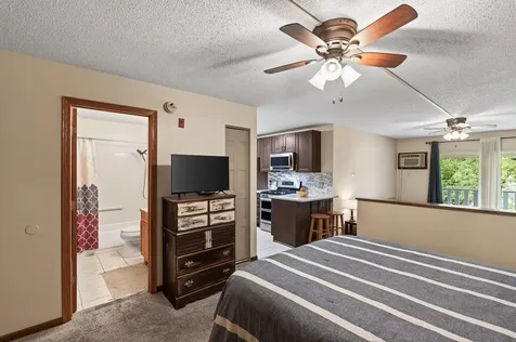 1601 N Innsbruck Drive Fridley MN 55432