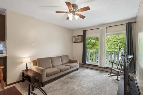 1601 N Innsbruck Drive Fridley MN 55432