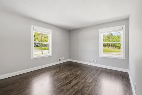 4850 W 64th Street Edina MN 55435