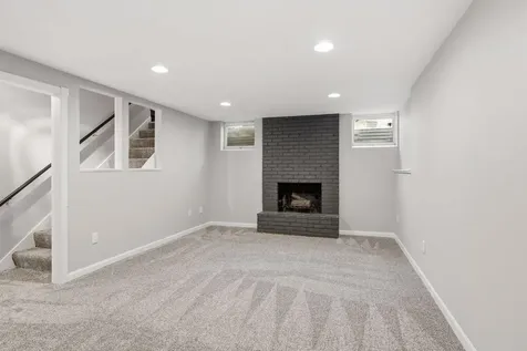 4850 W 64th Street Edina MN 55435